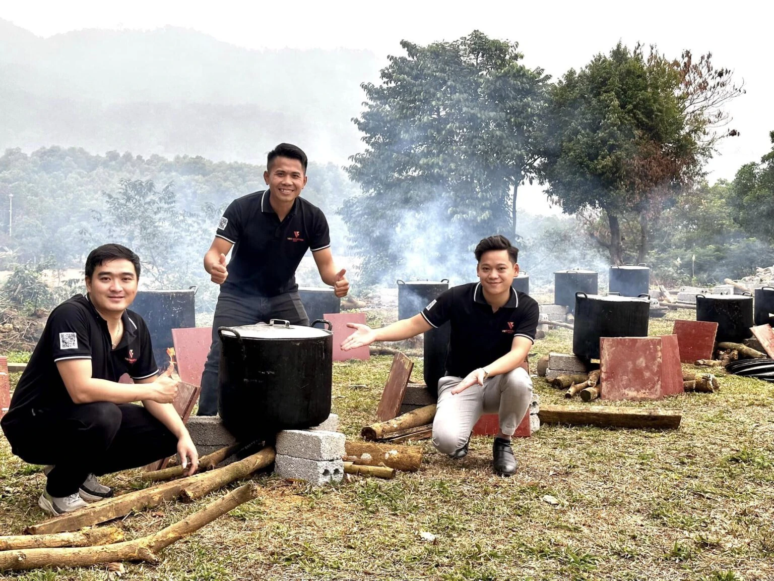 CHƯƠNG TRÌNH THIỆN NGUYỆN GÓI BÁNH CHƯNG XANH, ĐỒNG HÀNH ĐÓN TẾT